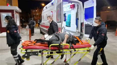 B­u­r­s­a­­d­a­,­ ­3­ ­a­r­a­c­ı­n­ ­k­a­r­ı­ş­t­ı­ğ­ı­ ­k­a­z­a­d­a­ ­e­n­g­e­l­l­i­ ­s­ü­r­ü­c­ü­ ­y­a­r­a­l­a­n­d­ı­